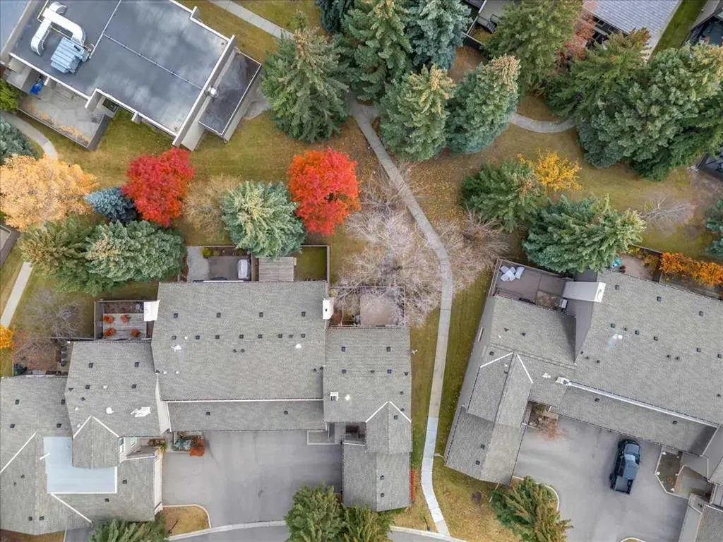 1815 Varsity Estates Drive NW, #24