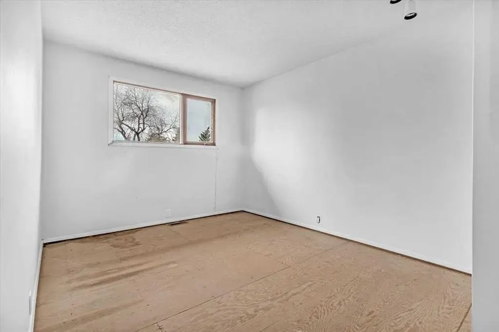 1815 Varsity Estates Drive NW, #24