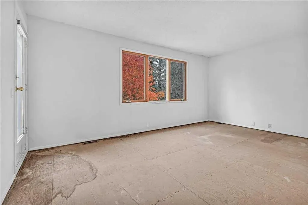 1815 Varsity Estates Drive NW, #24