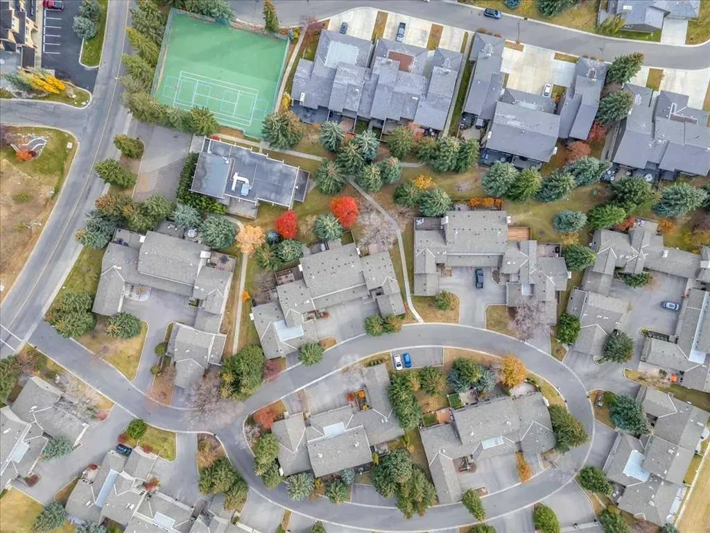 1815 Varsity Estates Drive NW, #24