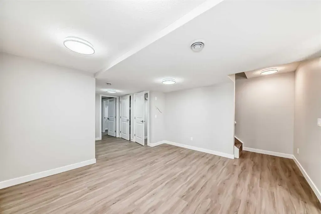 144 Belvedere Park SE