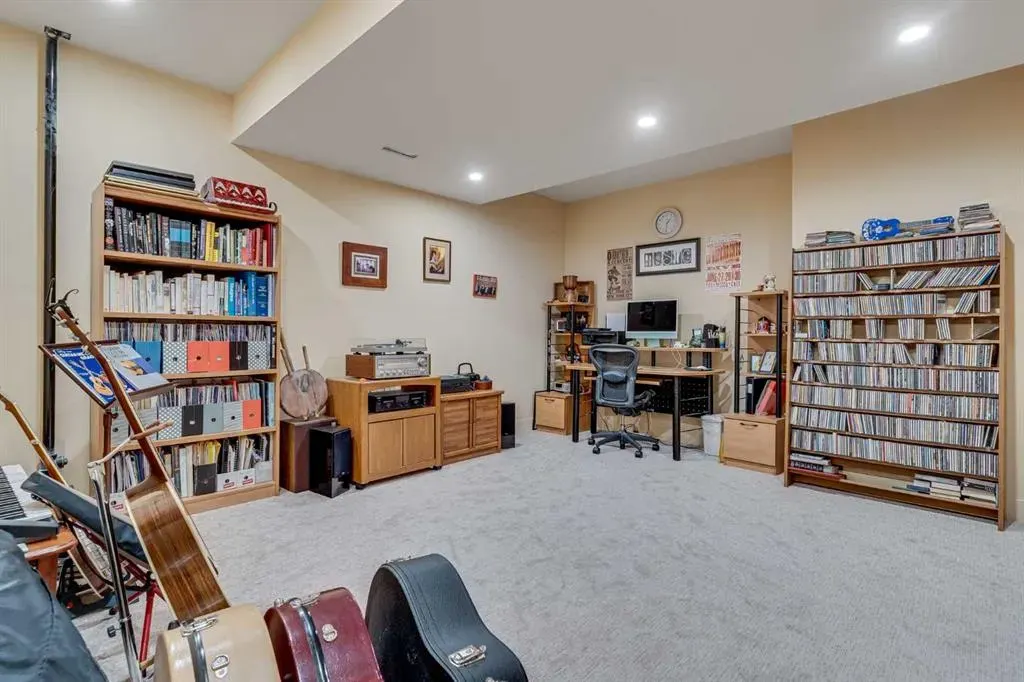 84 Shannon Estates Terrace SW