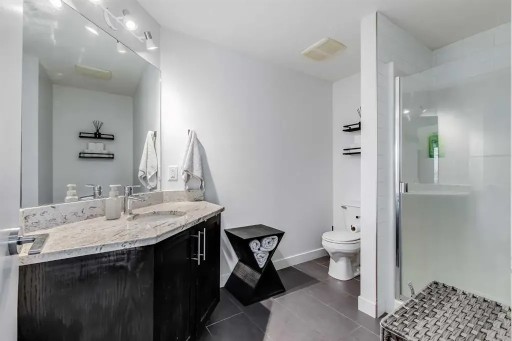 117 19 Avenue NE, #204