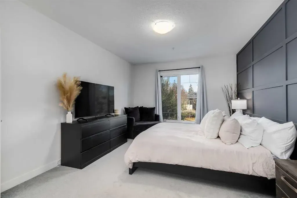 117 19 Avenue NE, #204