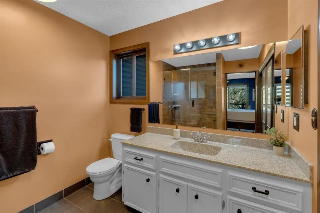 224 Ranchridge Bay NW