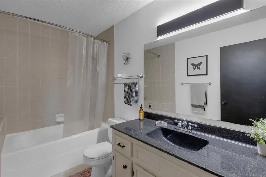 224 Ranchridge Bay NW