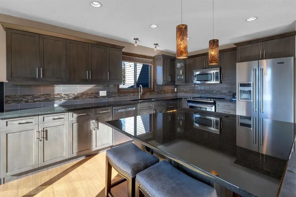 224 Ranchridge Bay NW