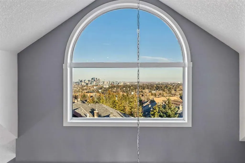 1818 Simcoe Boulevard SW, #2230