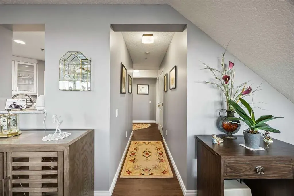 1818 Simcoe Boulevard SW, #2230