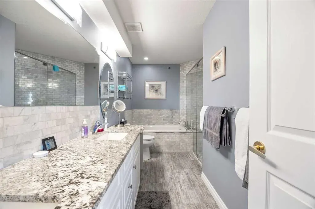 1818 Simcoe Boulevard SW, #2230