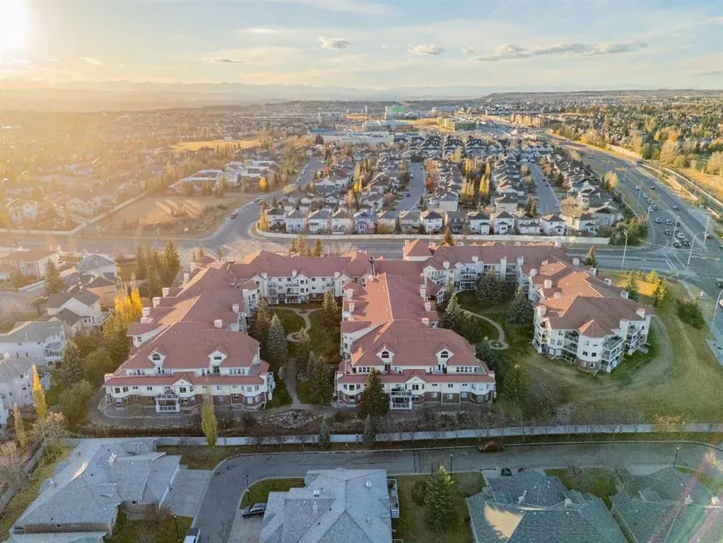 1818 Simcoe Boulevard SW, #2230