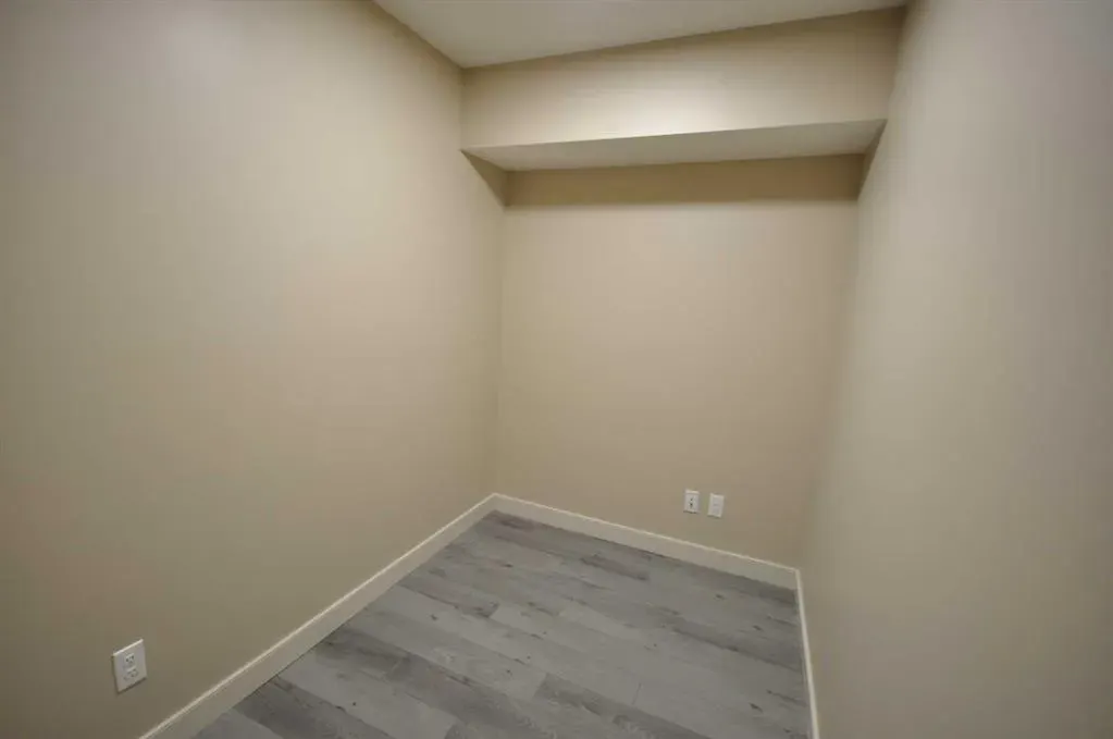 114 Silverado Plains Manor SW