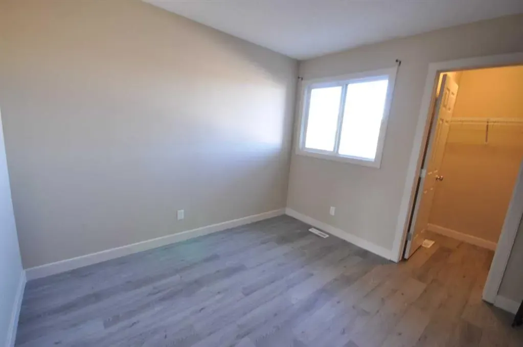 114 Silverado Plains Manor SW