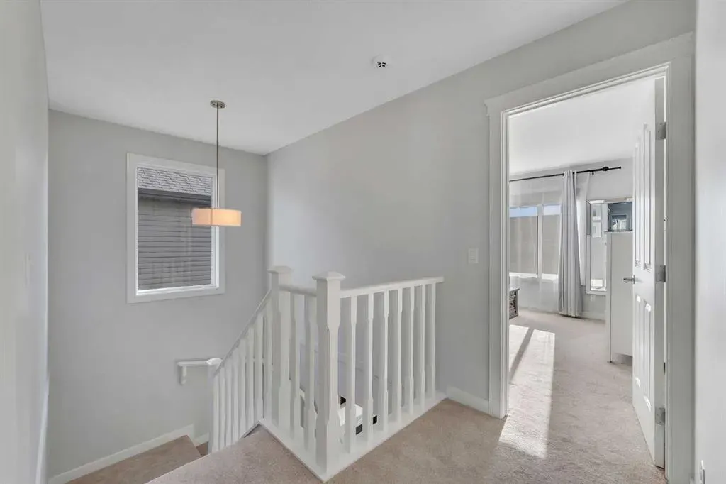 1535 Ravensmoor Way SE