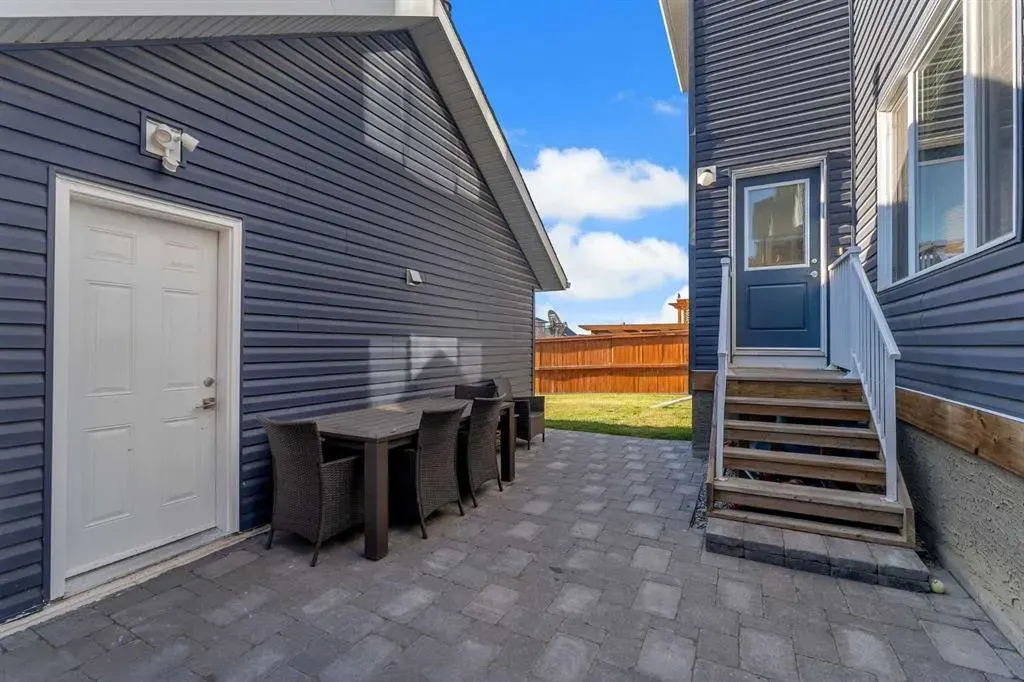 1535 Ravensmoor Way SE