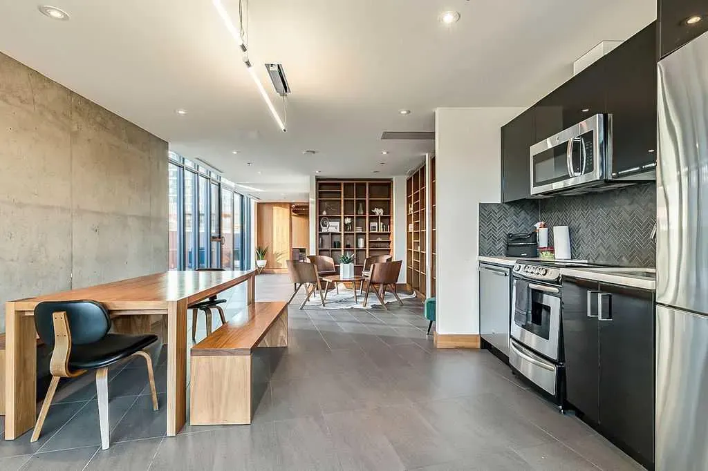 1010 6 Street SW, #903