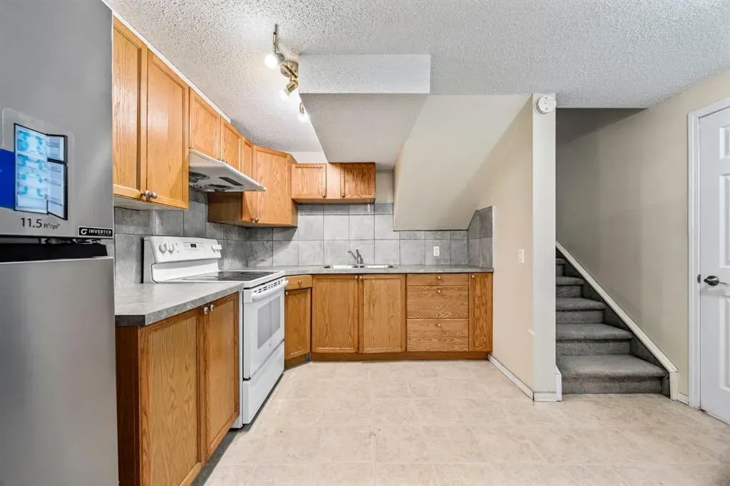 80 Templewood Road NE