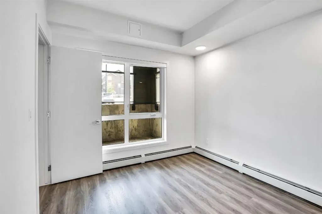 250 Livingston Common NE, #2113