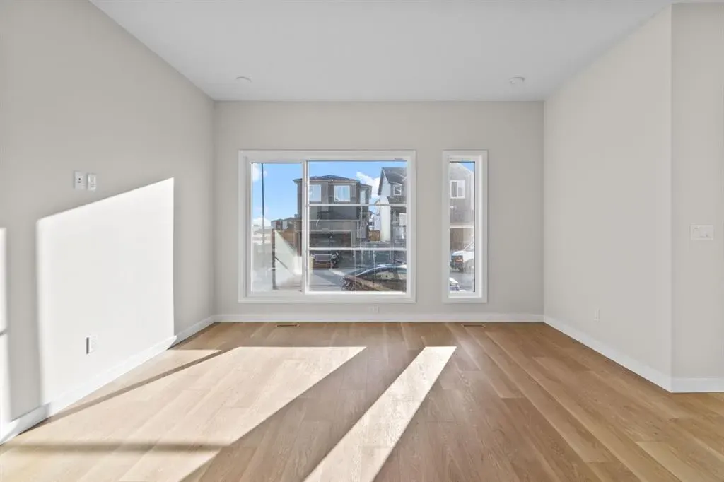 476 Lewiston Landing NE