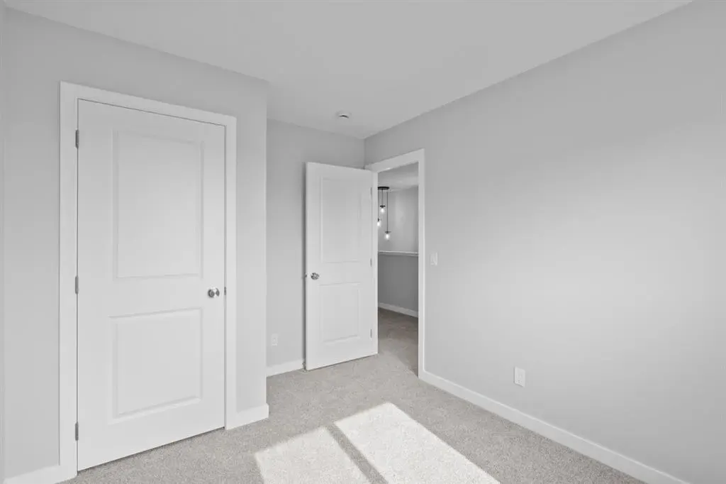 476 Lewiston Landing NE