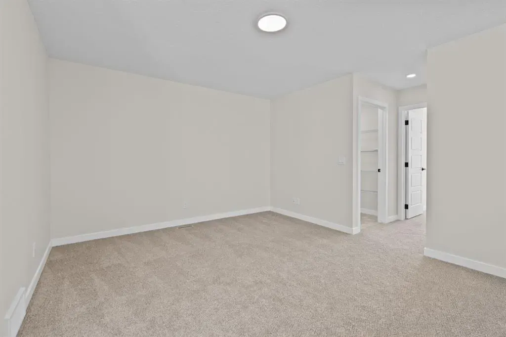 476 Lewiston Landing NE