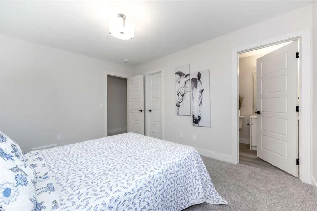 2635 1 Avenue NW, #2