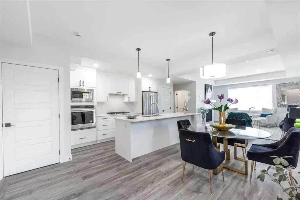 2635 1 Avenue NW, #2