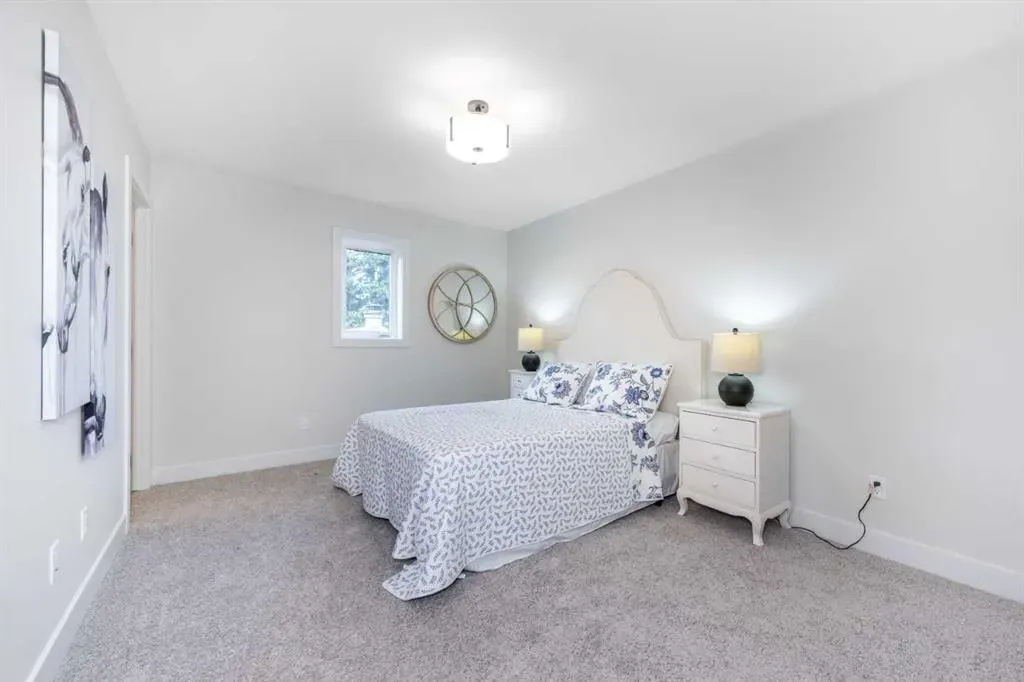 2635 1 Avenue NW, #2