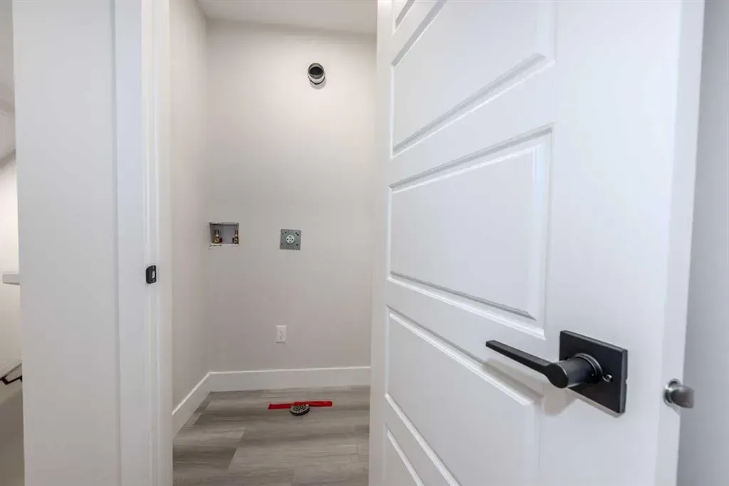 2635 1 Avenue NW, #2