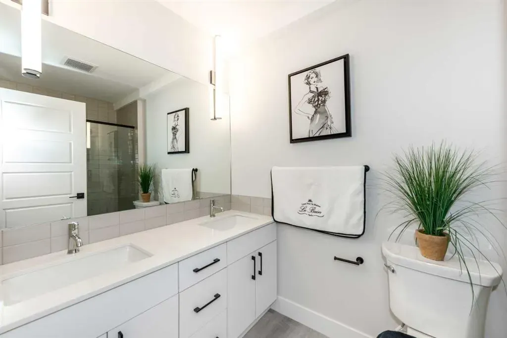 2635 1 Avenue NW, #2