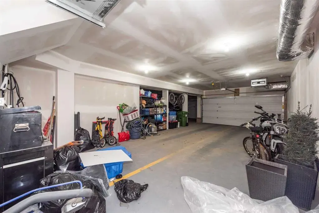 2635 1 Avenue NW, #2