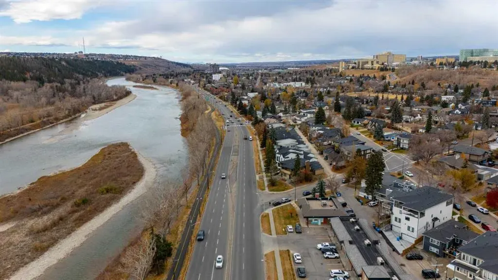 2635 1 Avenue NW, #2