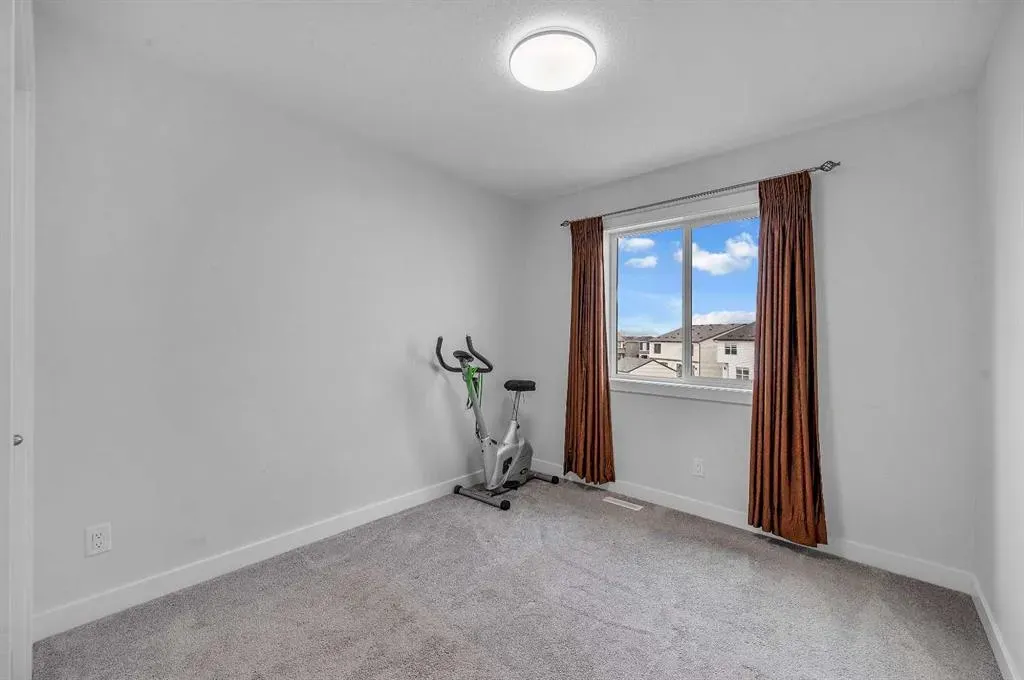 165 Hotchkiss Way SE