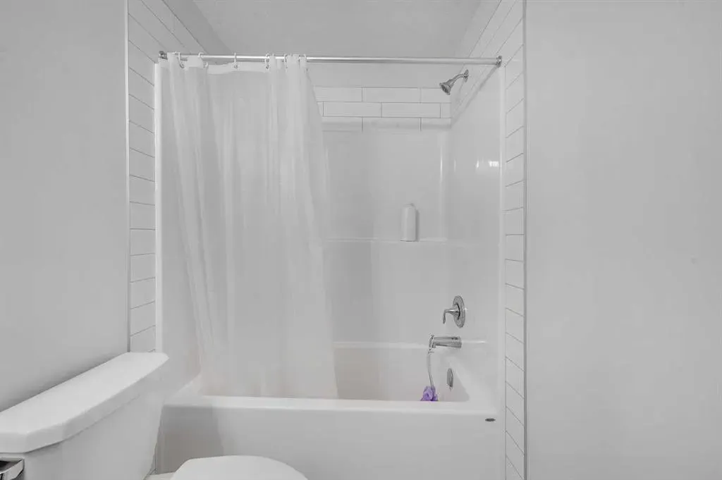 165 Hotchkiss Way SE