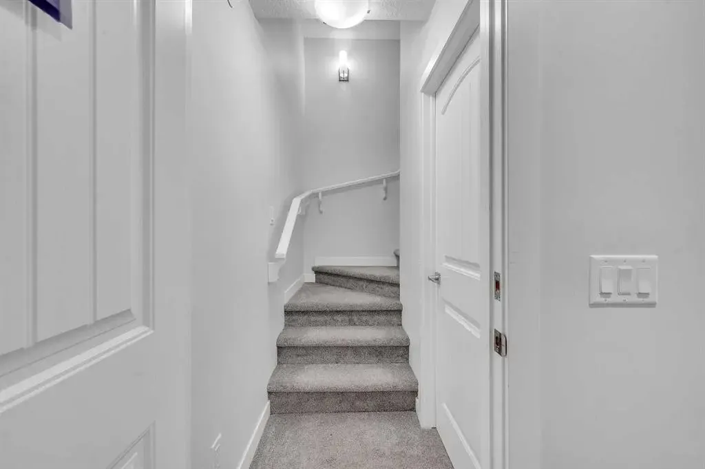 165 Hotchkiss Way SE