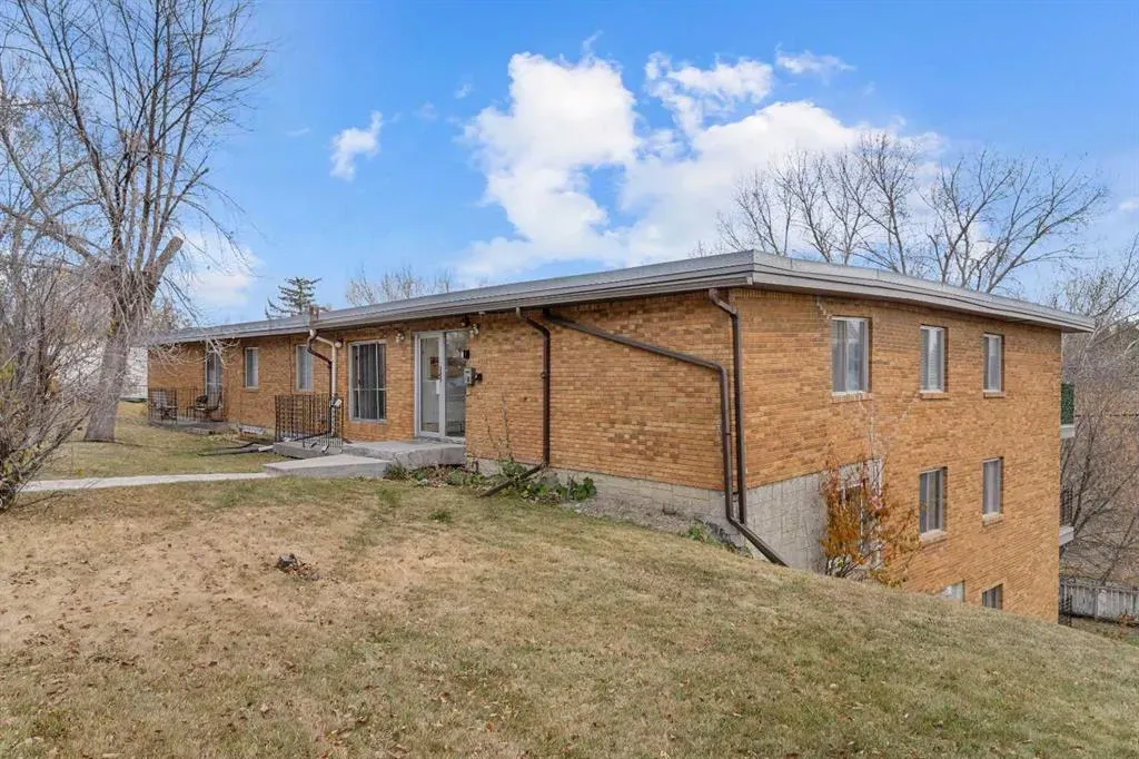 4328 4 Street NW, #205