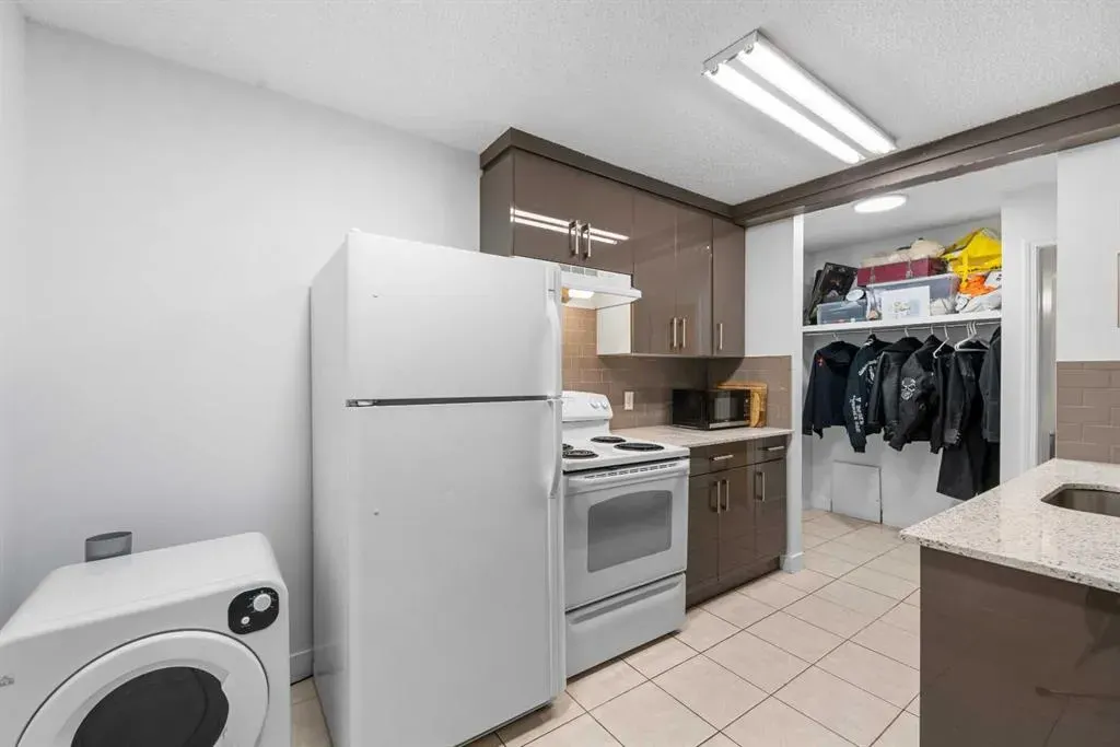 4328 4 Street NW, #205