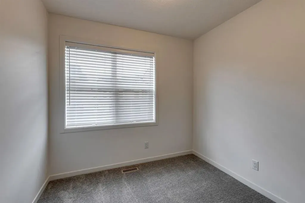 230 Copperleaf Way SE