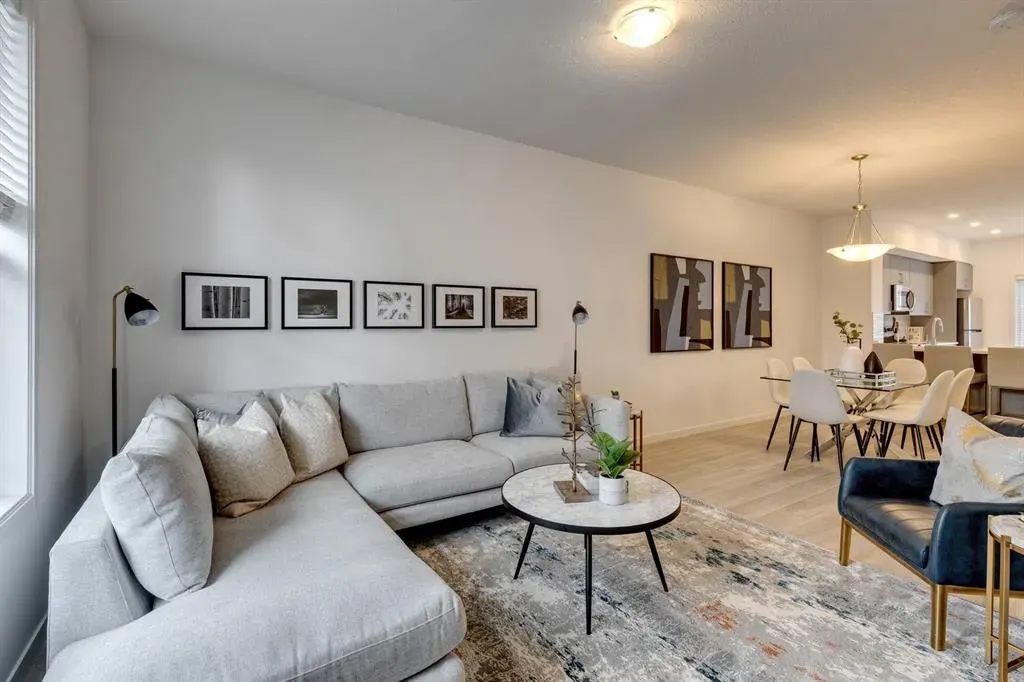 230 Copperleaf Way SE