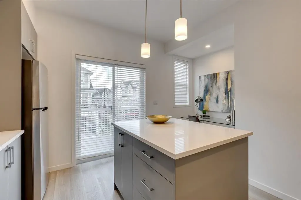 230 Copperleaf Way SE