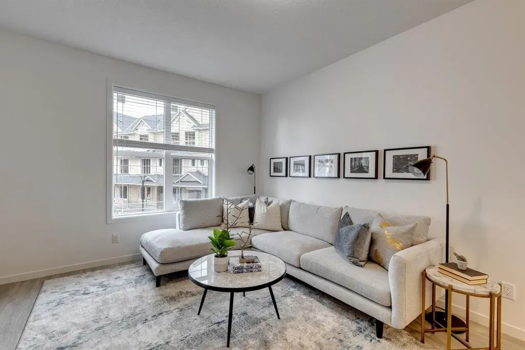 230 Copperleaf Way SE