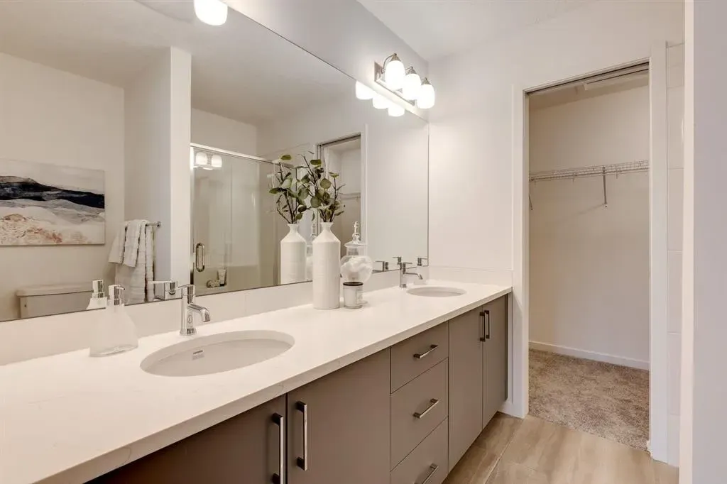 230 Copperleaf Way SE