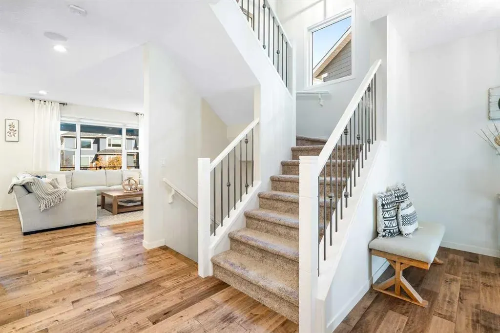 163 Cranarch Landing SE