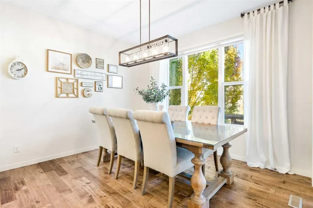 163 Cranarch Landing SE