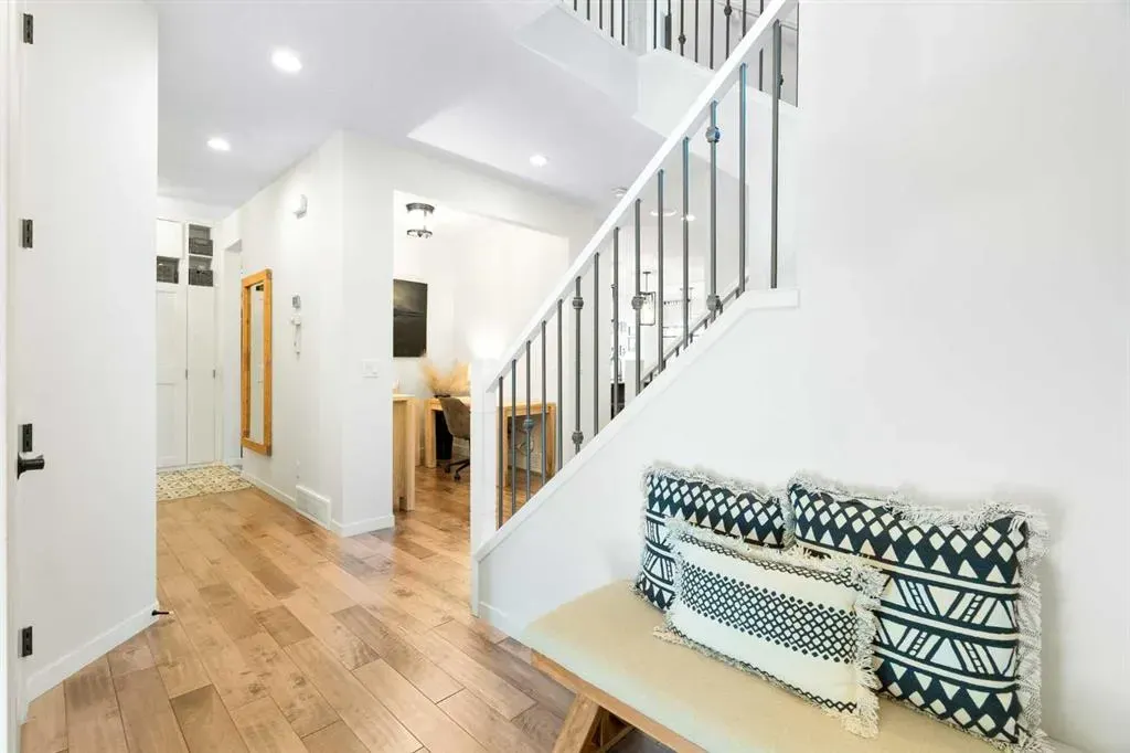 163 Cranarch Landing SE