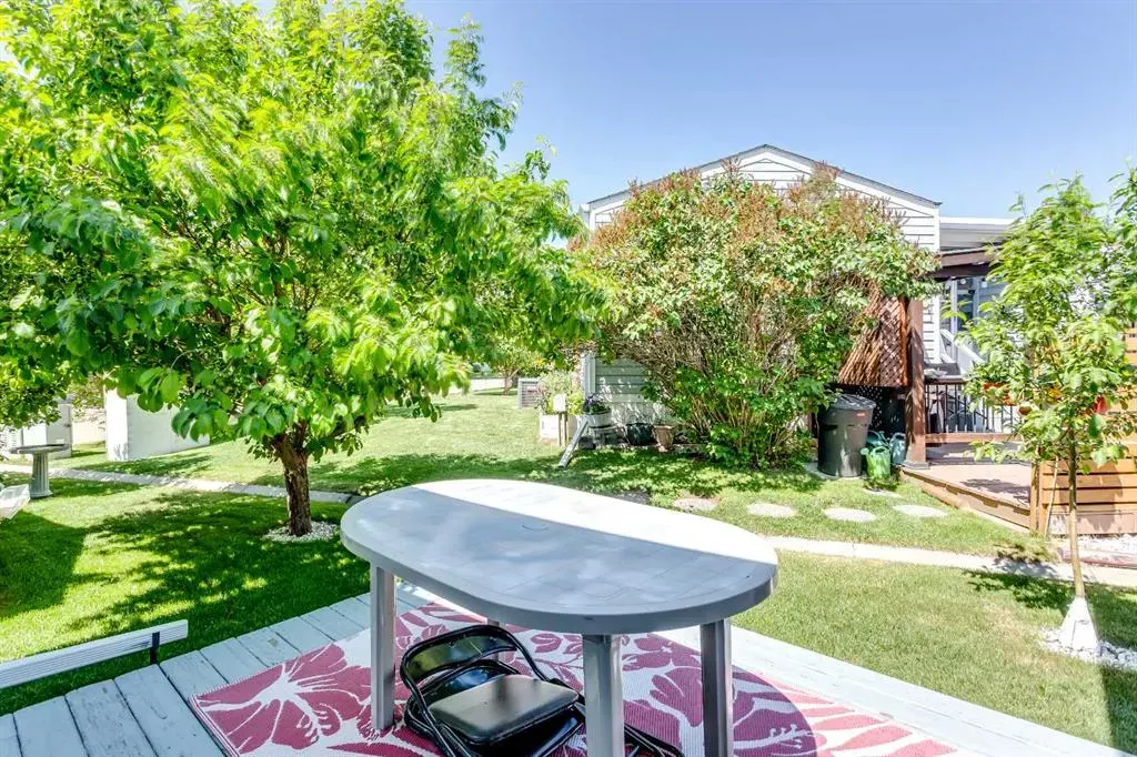 99 Arbour Lake Road NW, #62