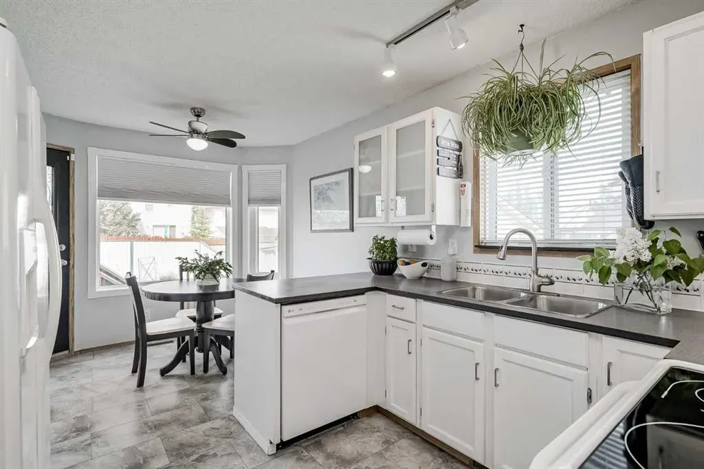 47 Harvest Glen Rise NE