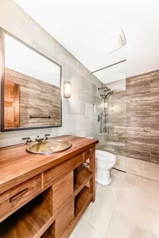 2 Tuscany Estates Crescent NW