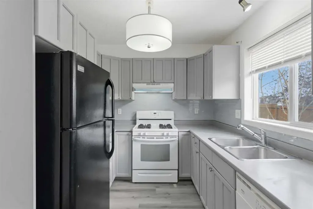 55 Fairways Drive NW, #118