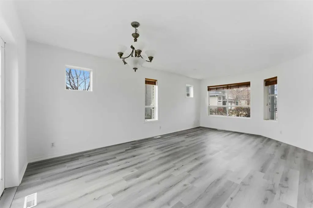 55 Fairways Drive NW, #118